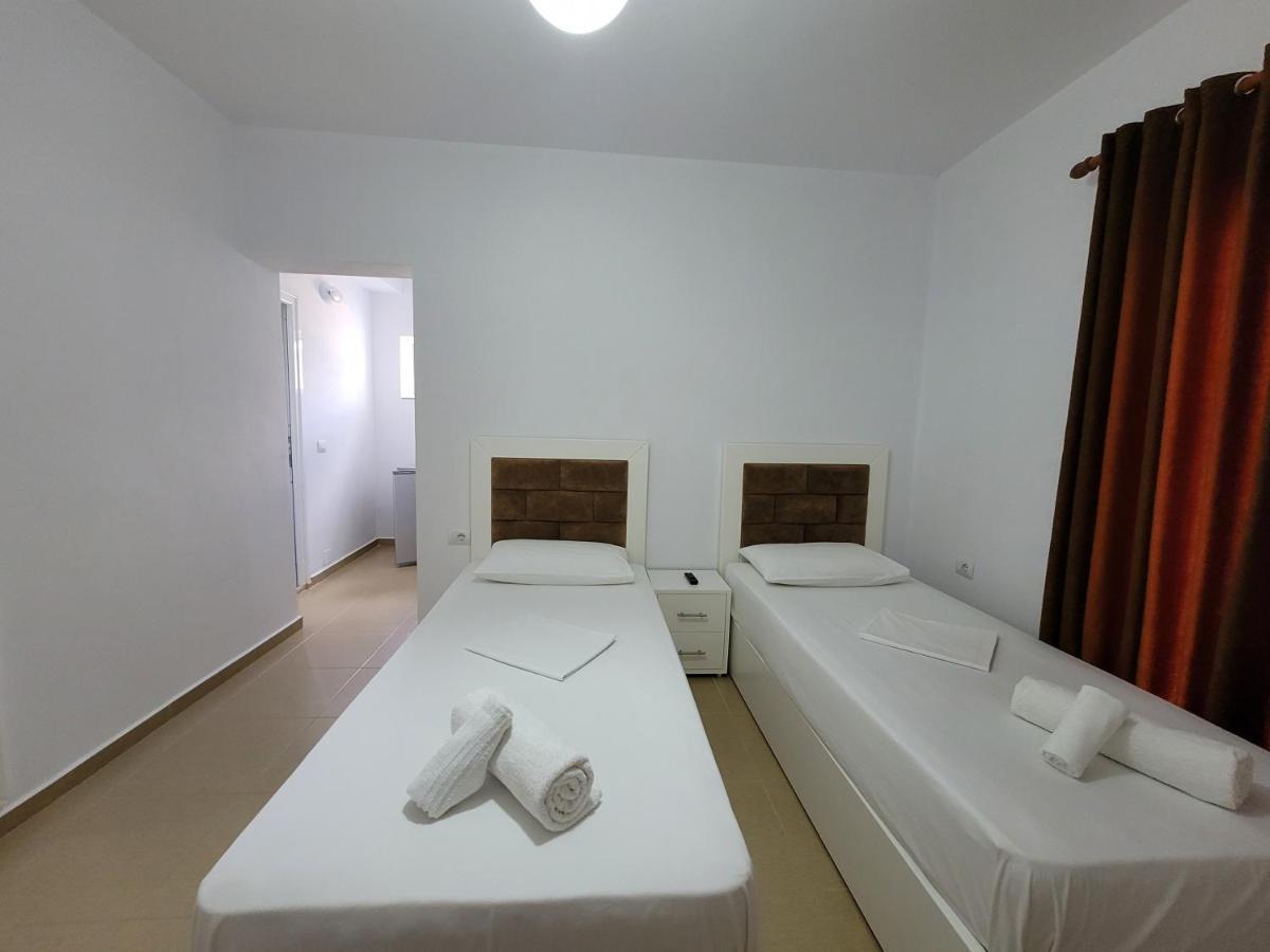 Vila Geri Ksamil Bagian luar foto